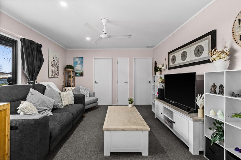 1A Barton Place, Marewa, Napier - Carousel 2