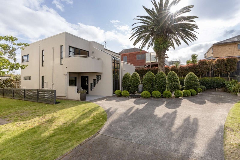 21A Sunbrae Grove, Mount Maunganui, Mount Maunganui - Carousel 2