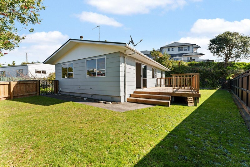 71 Dorset Avenue, Lynmouth, New Plymouth - Carousel 1