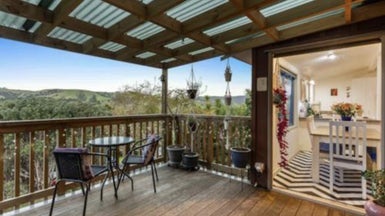 17 Empressa Heights, Helensville, Helensville - Carousel 1