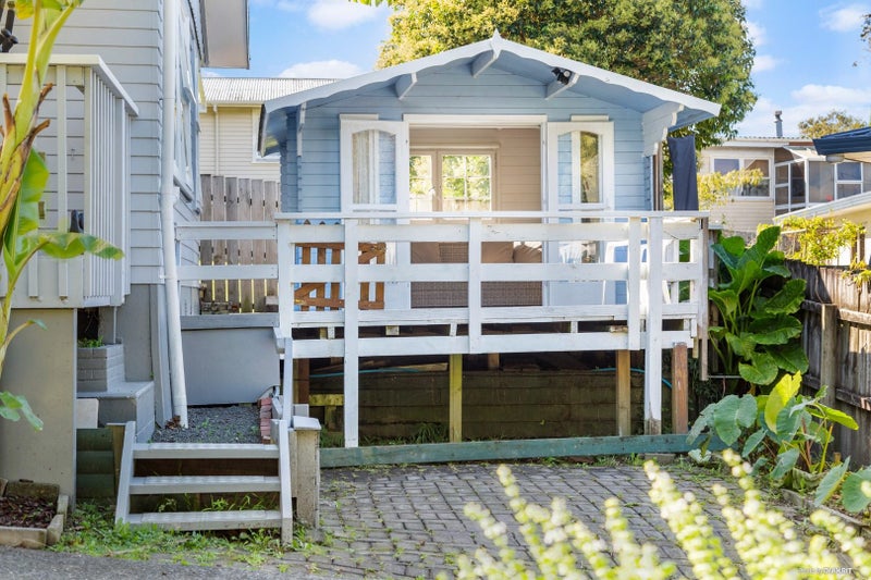 1/7 Flaxdale Street, Birkdale, Auckland - Carousel 2