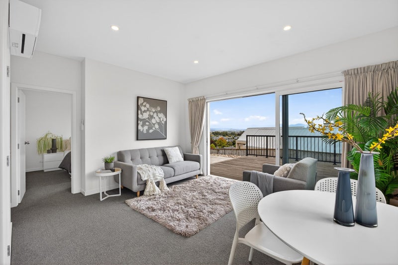 12A Penny Lane, Richmond, Richmond - Carousel 2