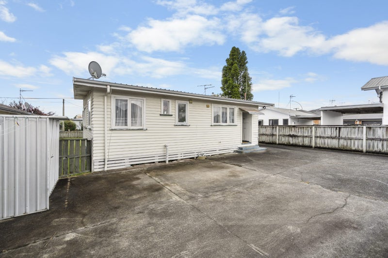 47 Campbell Street, Frankton, Hamilton - Carousel 12
