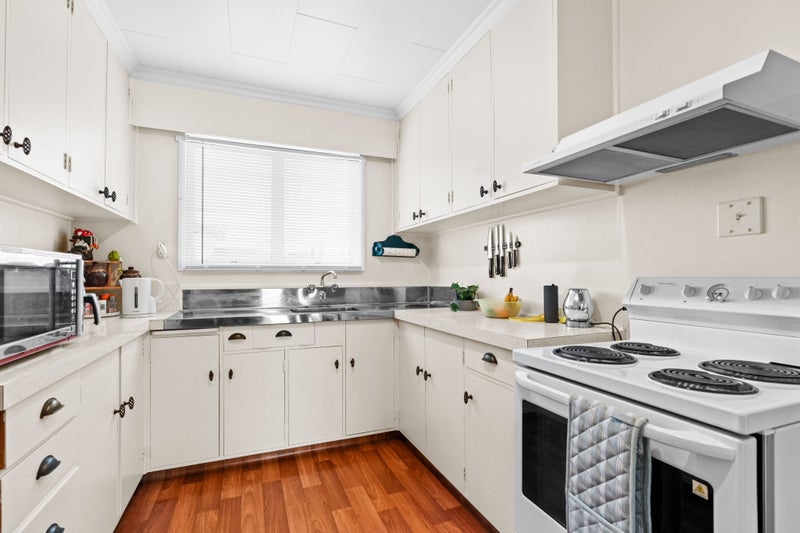 2B Coddington Crescent, Masterton - Carousel 2