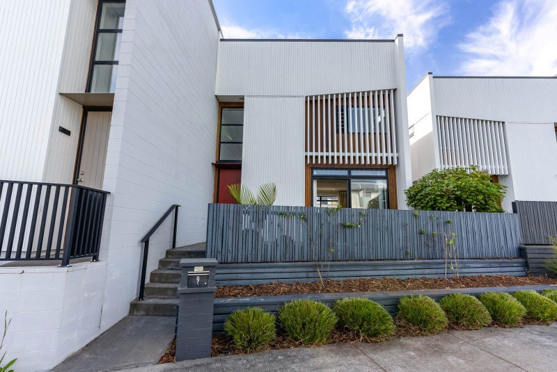 9 Frank Gill Road, Hobsonville, Auckland - Carousel 1