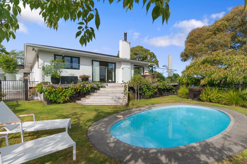 525 Masterton Castlepoint Road, Te Ore Ore, Masterton - Carousel 2