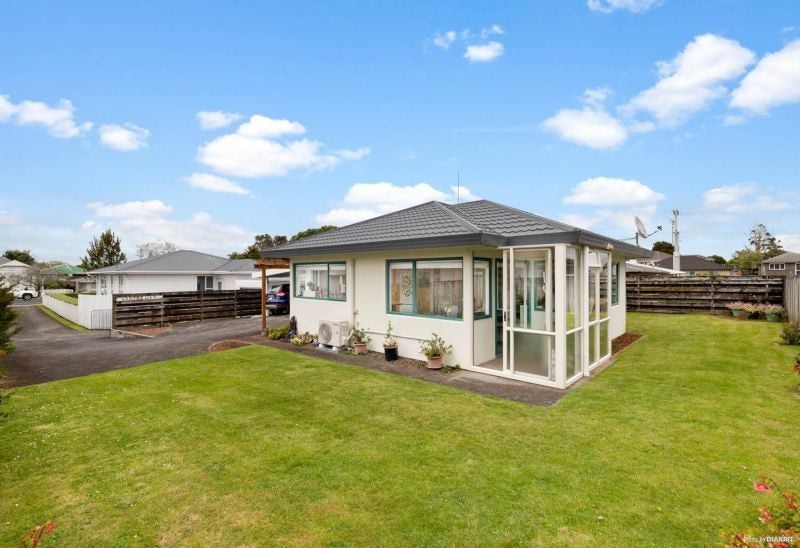 67B West Street, Pukekohe, Pukekohe - Carousel 1