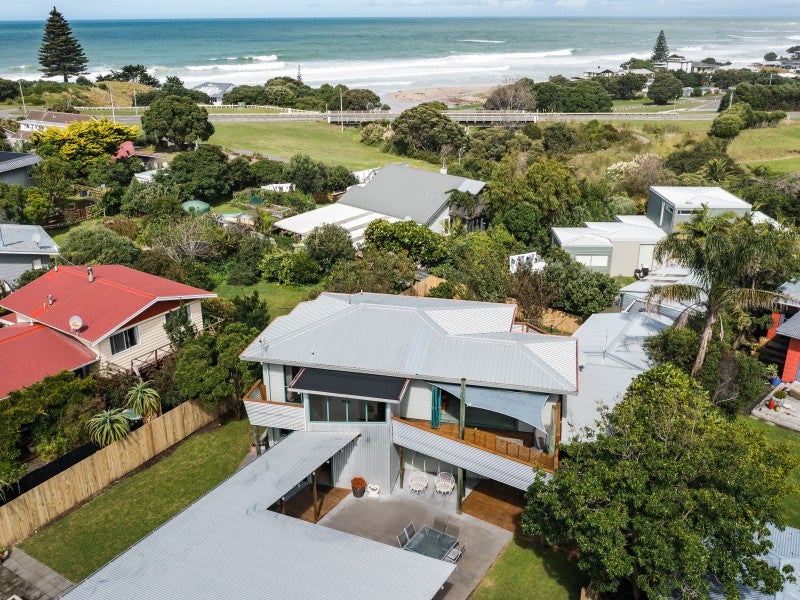 5 Douglas Street, Okitu, Gisborne - Carousel 1