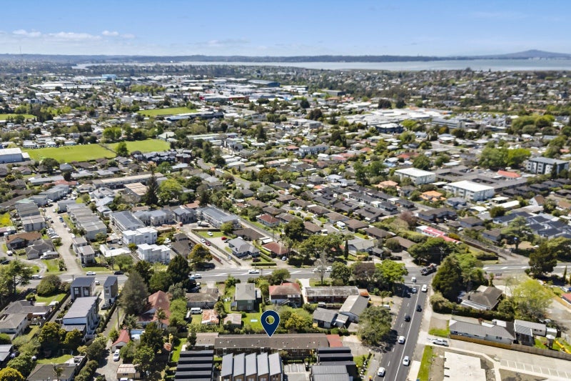 3 Sturges Road, Henderson, Auckland - Carousel 17