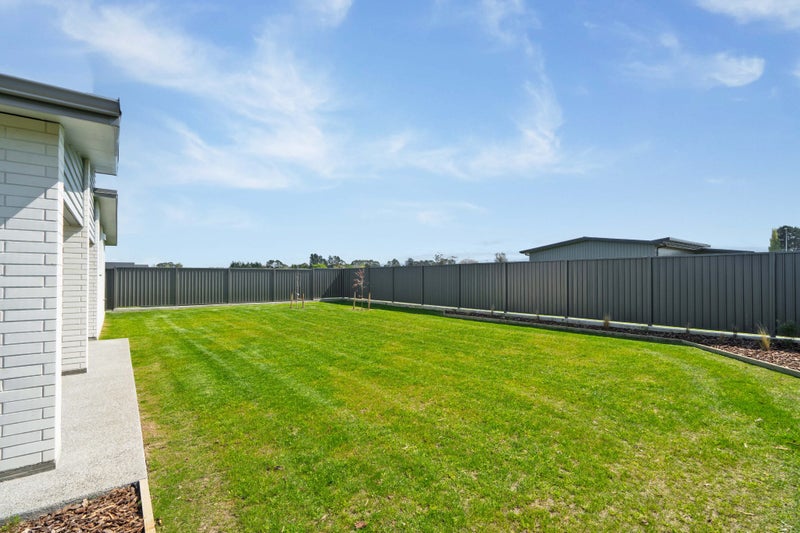 4 Ross Taylor Lane, Upper Plain, Masterton - Carousel 19
