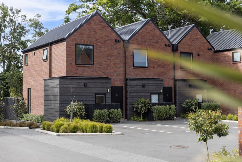 5/66 Innes Road, St Albans, Christchurch - Carousel 1