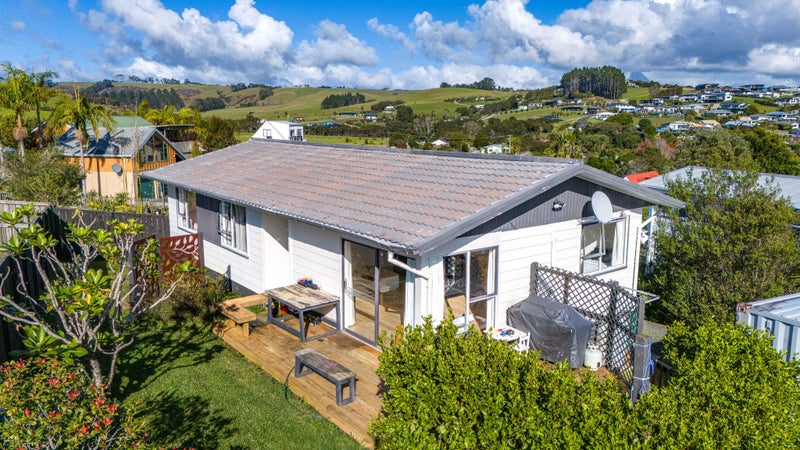 10 Seascape Lane, Coopers Beach, Coopers Beach - Carousel 1