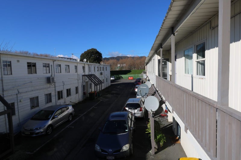 20/91 PHARAZYN ST, ALICETOWN, LOWER HUTT - Carousel 1
