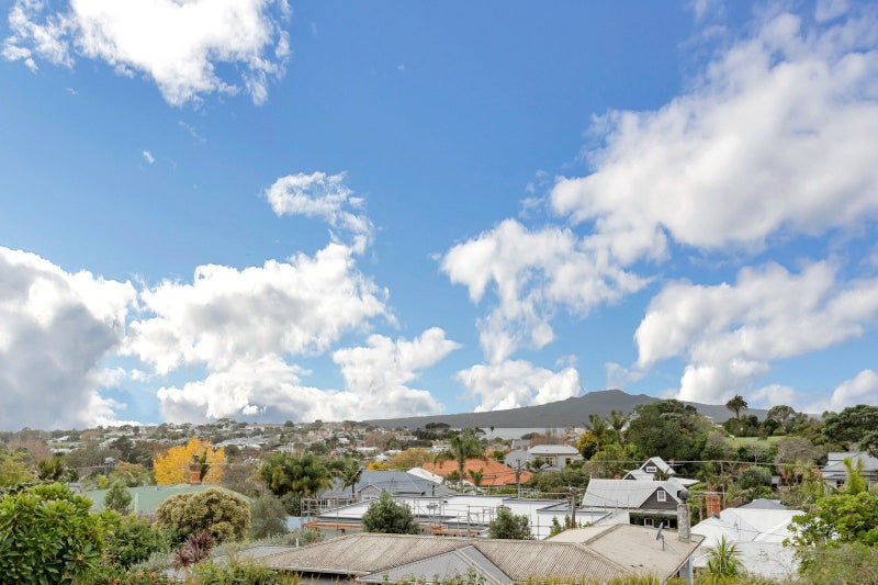 3/14A Albert Road, Devonport, Auckland - Carousel 2