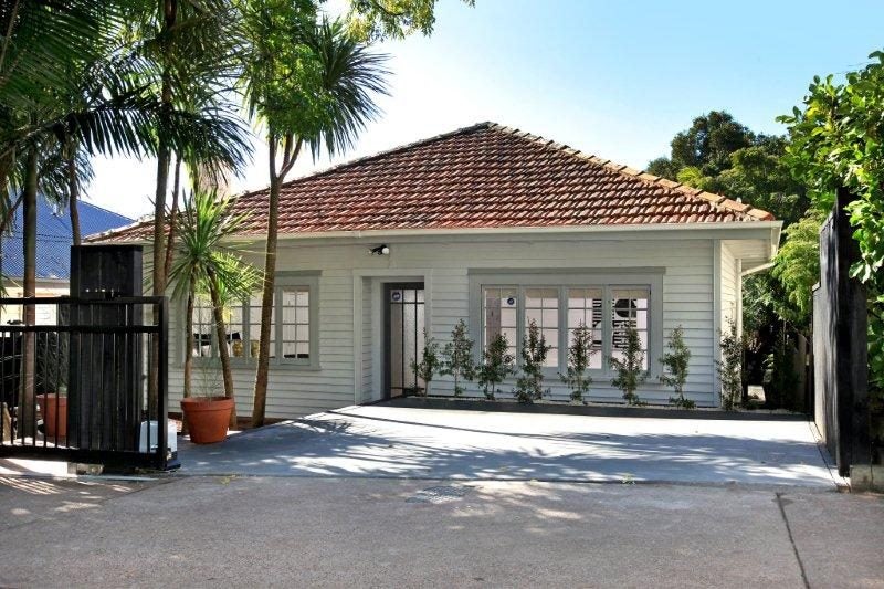 21 Dryden Street, Grey Lynn, Auckland - Carousel 2