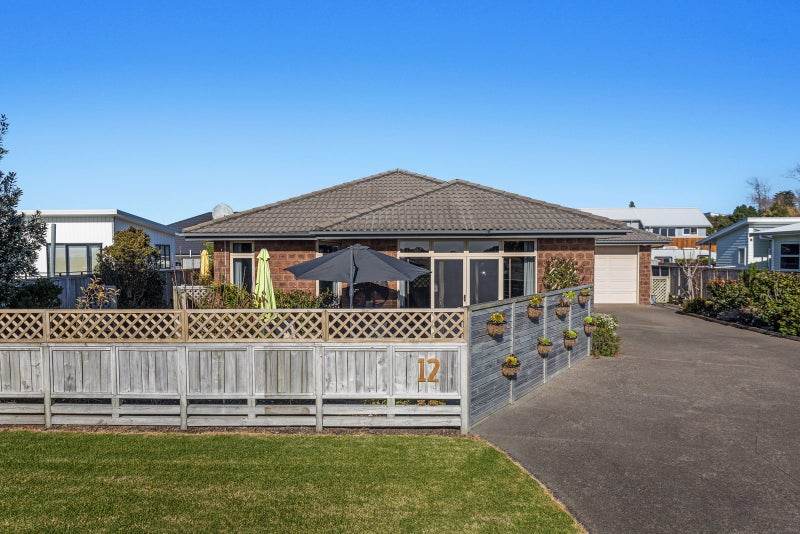 12 Muriwai Boulevard, Waiotahe, Ōpōtiki - Carousel 2