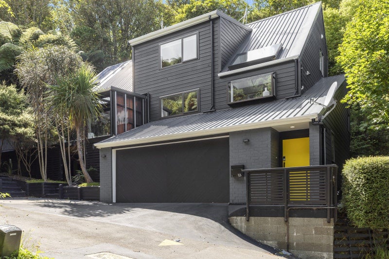 12 Kimberley Way, Khandallah, Wellington - Carousel 1
