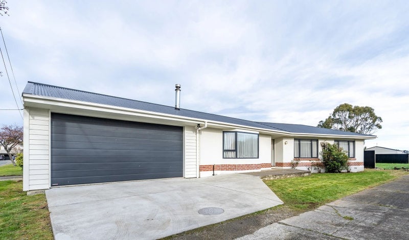 12 Paterson Street, Grasmere, Invercargill - Carousel 1