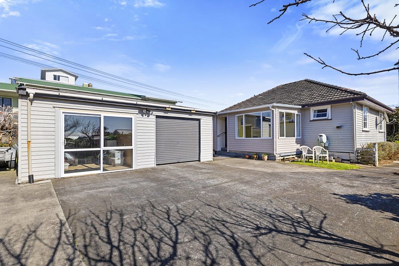 95 Pioneer Road, Moturoa, New Plymouth - Carousel 1