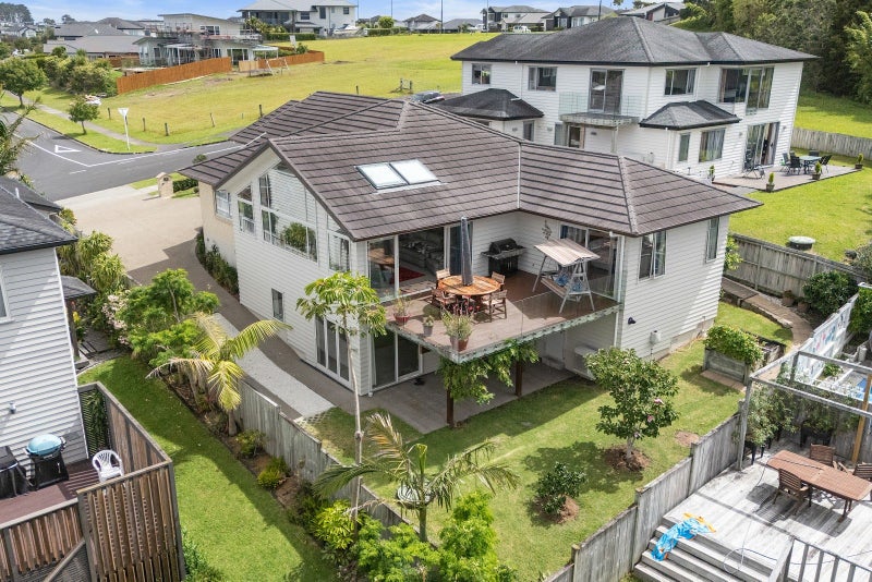 16 Carpenter Lane, Silverdale, Silverdale - Carousel 2