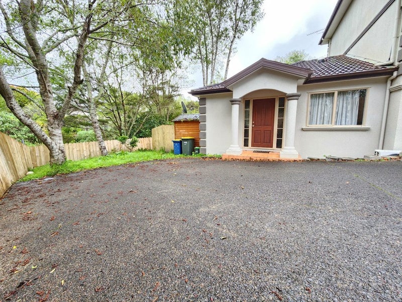 2A Summerfield Lane, Albany, Auckland - Carousel 2