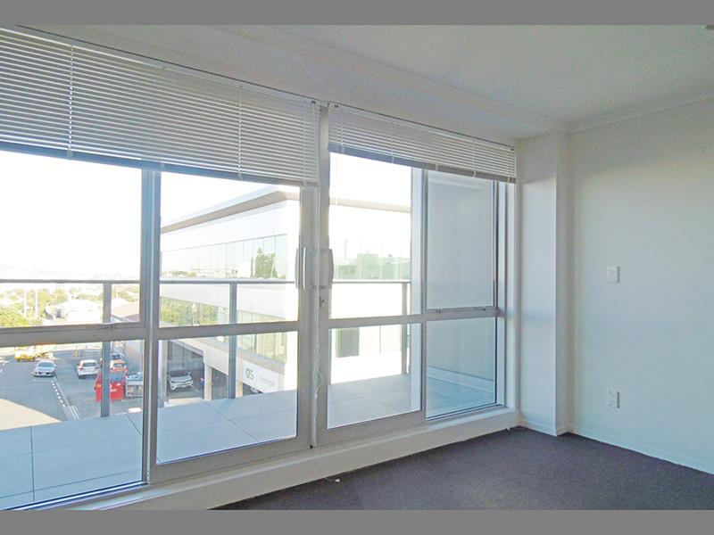 2A/21 Virginia Avenue East, Eden Terrace, Auckland - Carousel 2