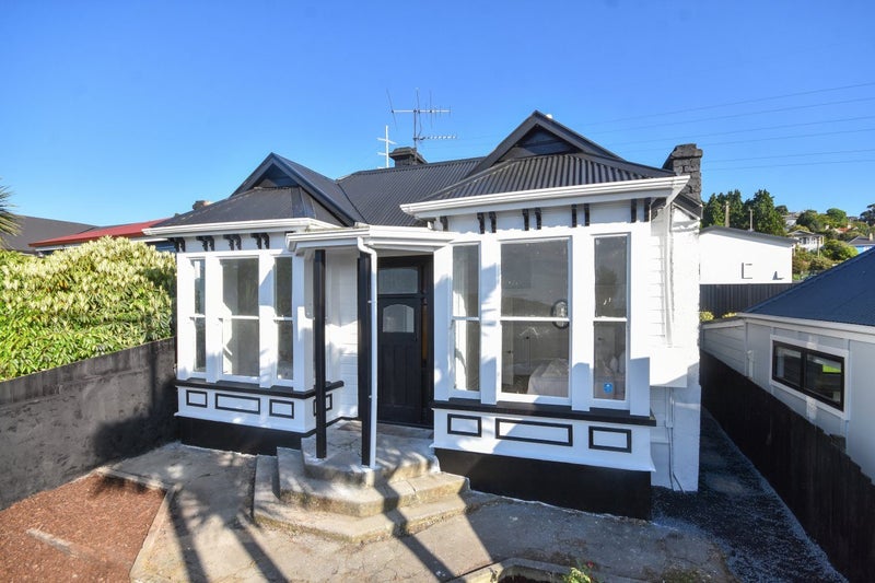 168 South Road, Caversham, Dunedin - Carousel 1