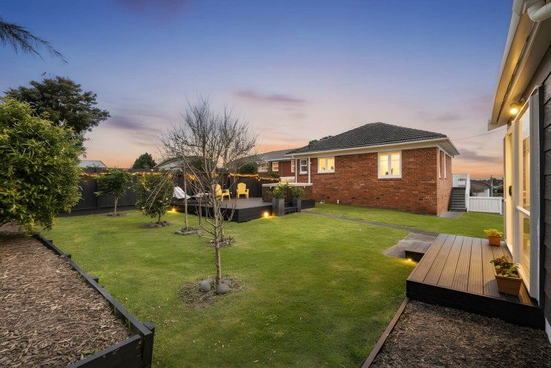 13 Kokiri Street, Te Atatu South, Auckland - Carousel 20