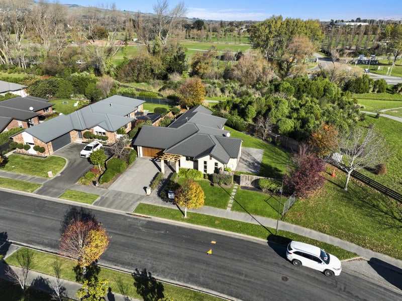 31 Mokihi Gardens, Hillmorton, Christchurch - Carousel 2