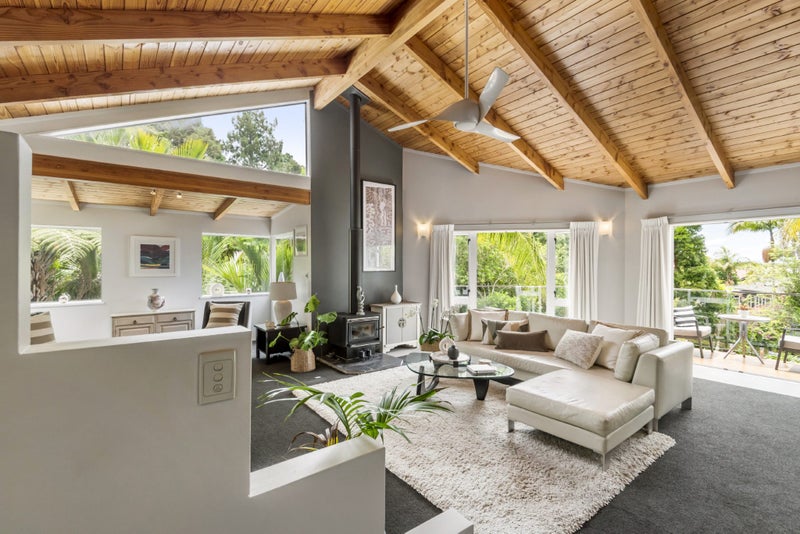 2/12A McDowell Crescent, Hillcrest, Auckland - Carousel 2