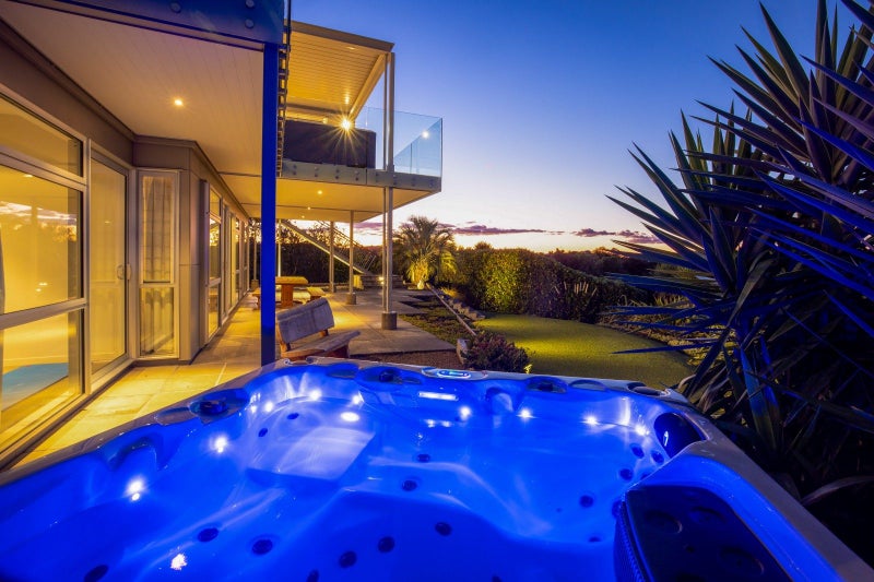 19 Victoria Road South, Onetangi, Waiheke Island - Carousel 39