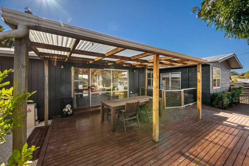 19 Rousehill Street, Renwick, Renwick - Carousel 2