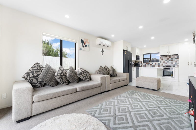 1/36 West Coast Road, Glen Eden, Auckland - Carousel 2