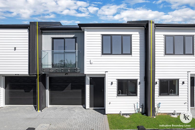 8C Benton Place, Manurewa, Auckland - Carousel 1
