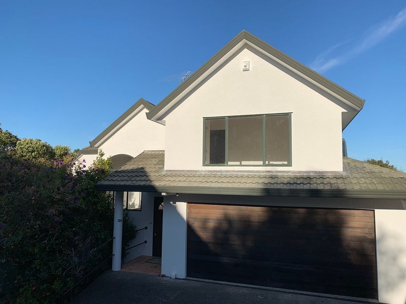 12A Himalaya Crescent, Lynfield, Auckland - Carousel 1