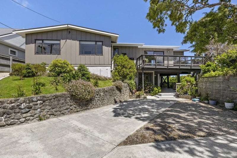 86 Normandale Road, Normandale, Lower Hutt - Carousel 1