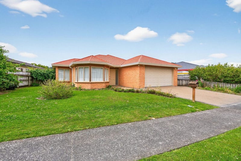 14 Kawatiri Grove, Wainuiomata, Lower Hutt - Carousel 1