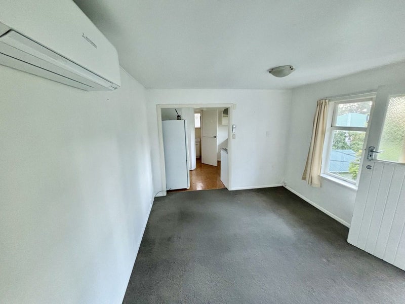 51 Mortimer Terrace, Brooklyn, Wellington - Carousel 1