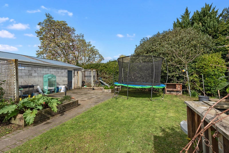 14 Lamont Street, Chartwell, Hamilton - Carousel 11