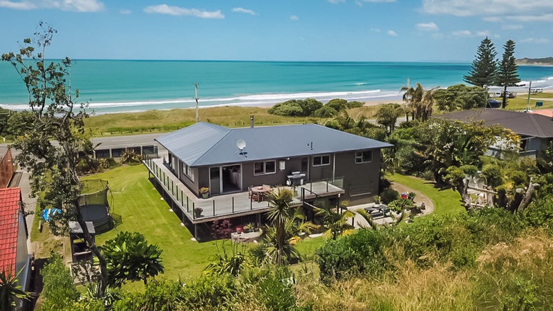 76 Moana Road, Okitu, Gisborne - Carousel 2