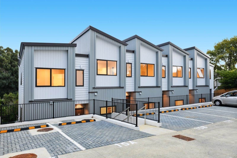 15F Tabitha Crescent, Henderson, Auckland - Carousel 1