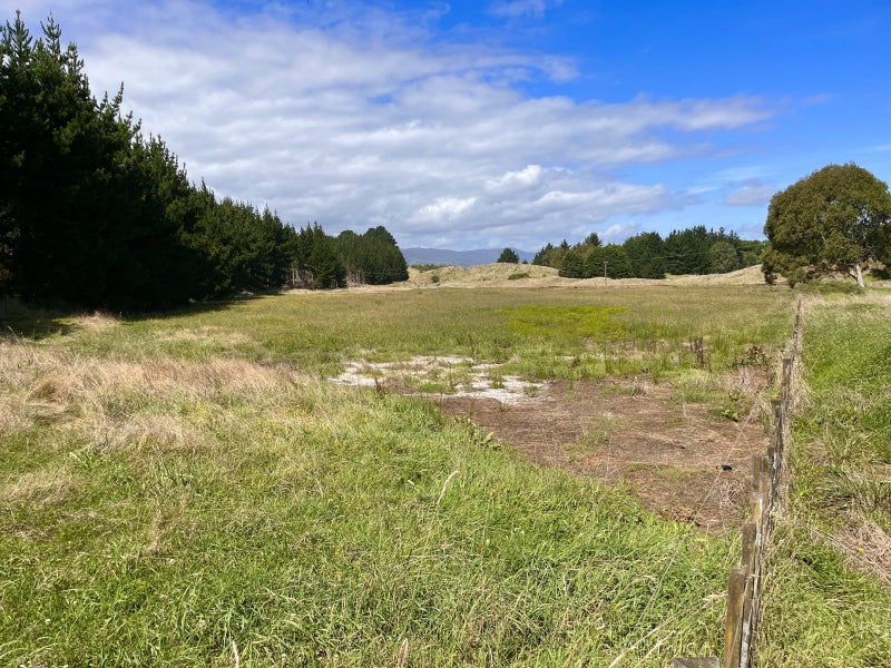 501A Waikawa Beach Road, Manakau, Manakau - Carousel 3