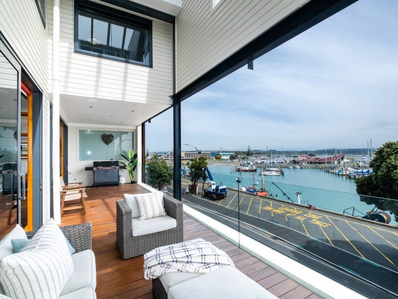 202/1 Lever Street, Ahuriri, Napier - Carousel 1
