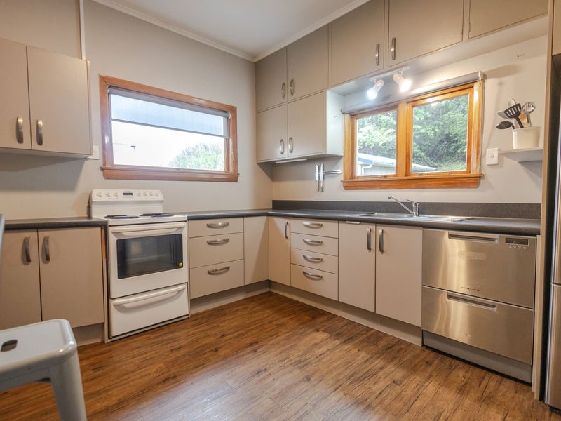 13 Lydia Street, Greymouth, Greymouth - Carousel 2