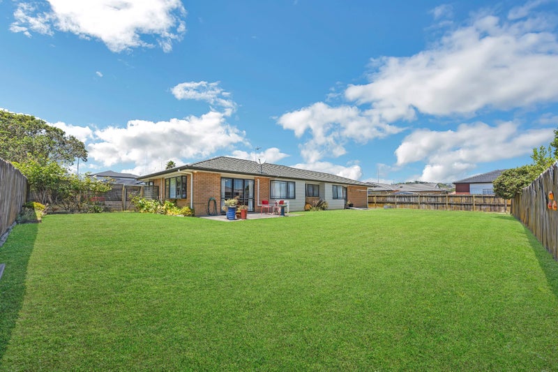 4 Hawkley Close, Flat Bush, Auckland - Carousel 2