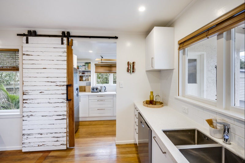 47 Iona Road, Havelock North, Havelock North - Carousel 4
