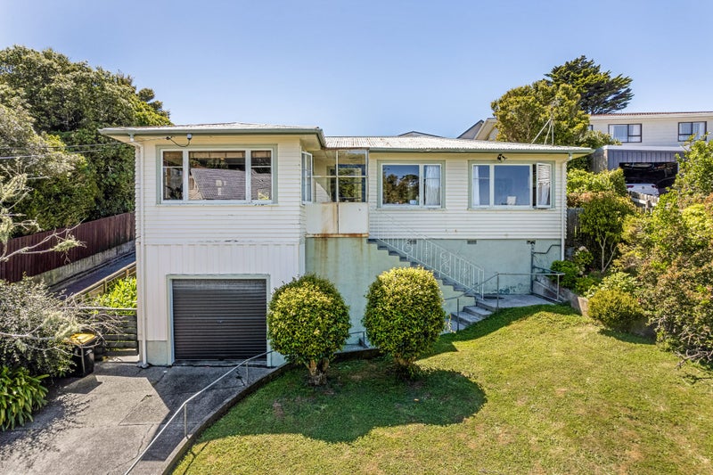 8 Braemar Terrace, Johnsonville, Wellington - Carousel 2