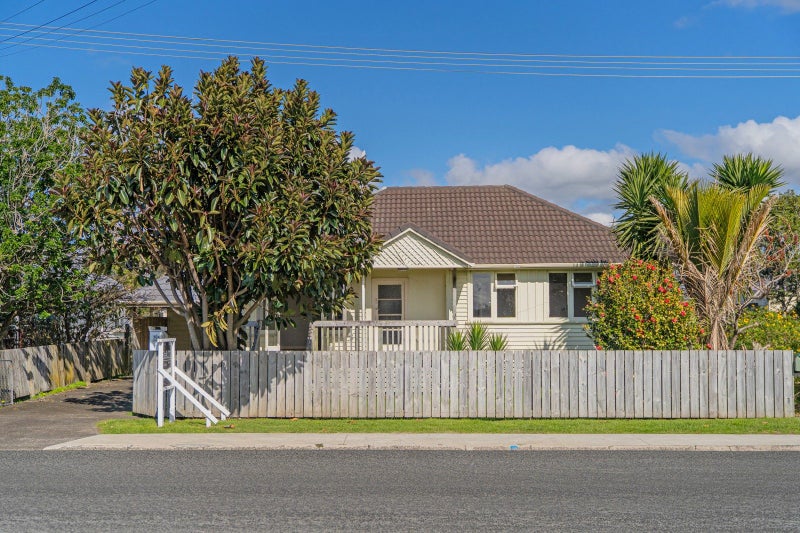 10A Hannan Road, Whitianga, Whitianga - Carousel 1