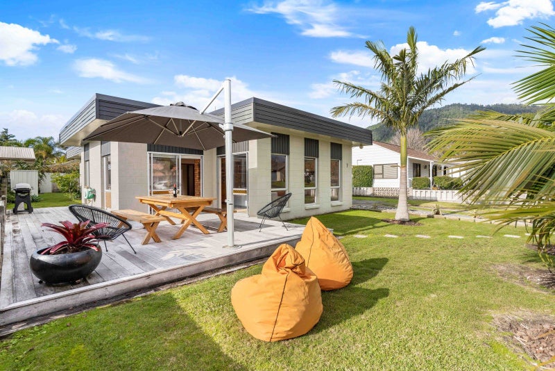 7 Crown Reef, Pauanui - Carousel 1