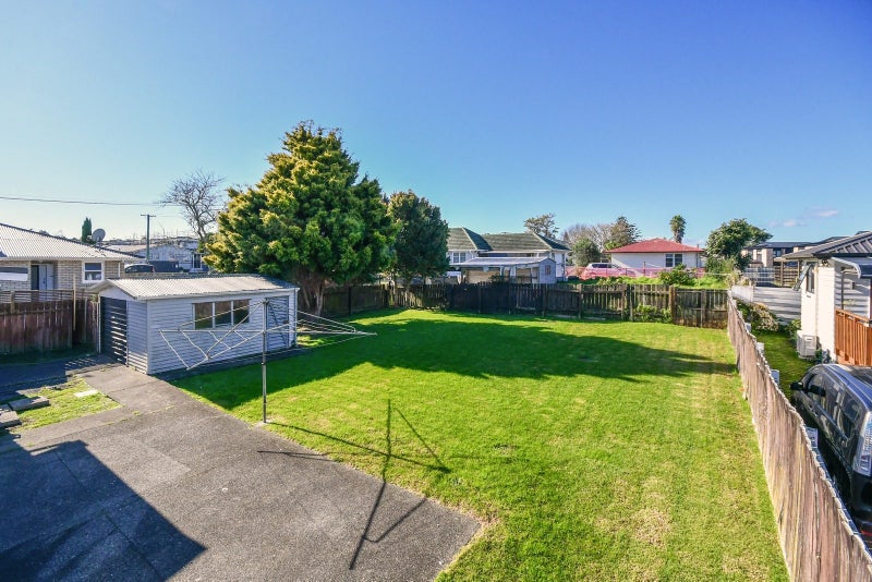 4 Bowen Street, Manurewa East, Auckland - Carousel 11